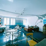 Ostello Bello Genova אכסניה ג'נובה