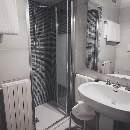 Ostello Bello Genova 호스텔 *