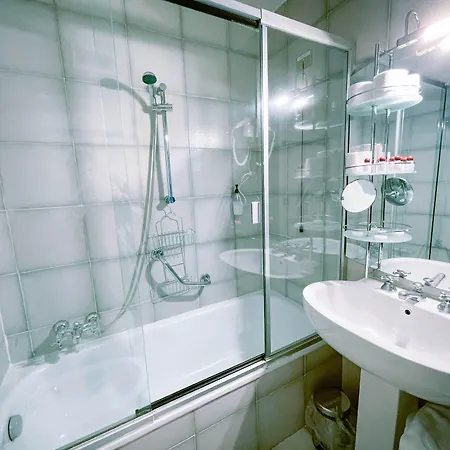 Ostello Bello Genova 호스텔 *