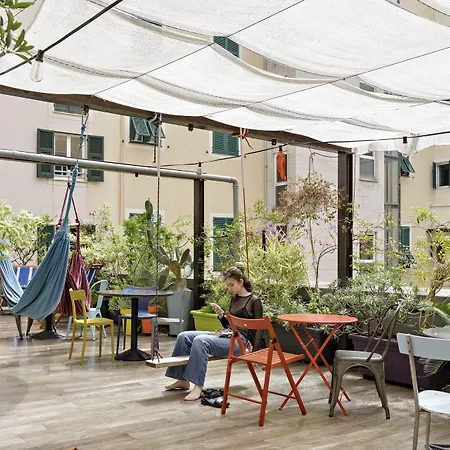 بيت شباب Ostello Bello Genova *
