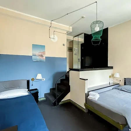 بيت شباب Ostello Bello Genova جنوة