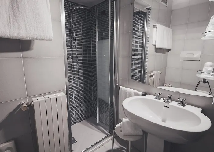 Ostello Bello Genova Hostel *